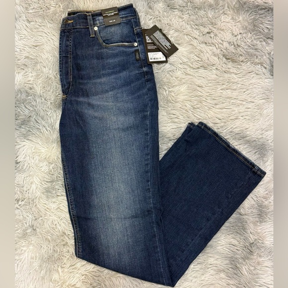 🎉 Host Pick 🎉 Silver High Waisted Bootcut Jeans NWT - Picture 2 of 7